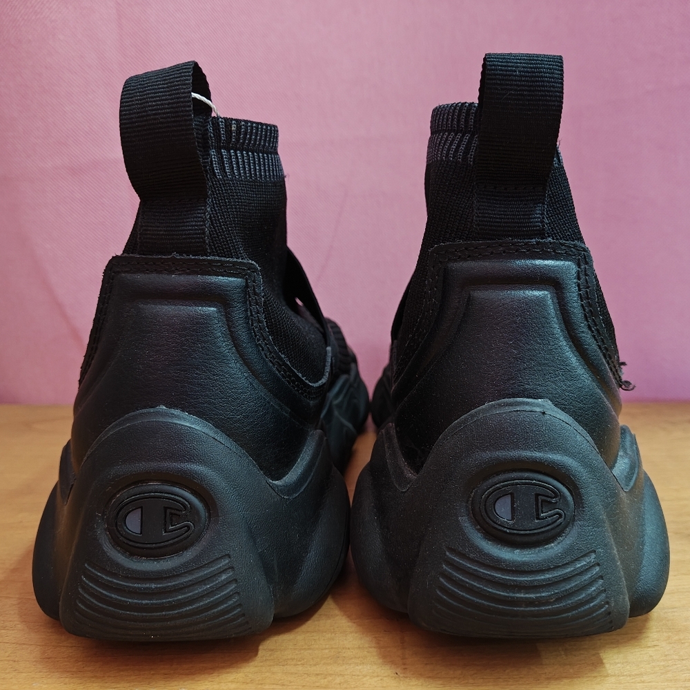 Champion Black Rally Pro Sneaker Sz 6.5 Youth - Picture 3 of 9